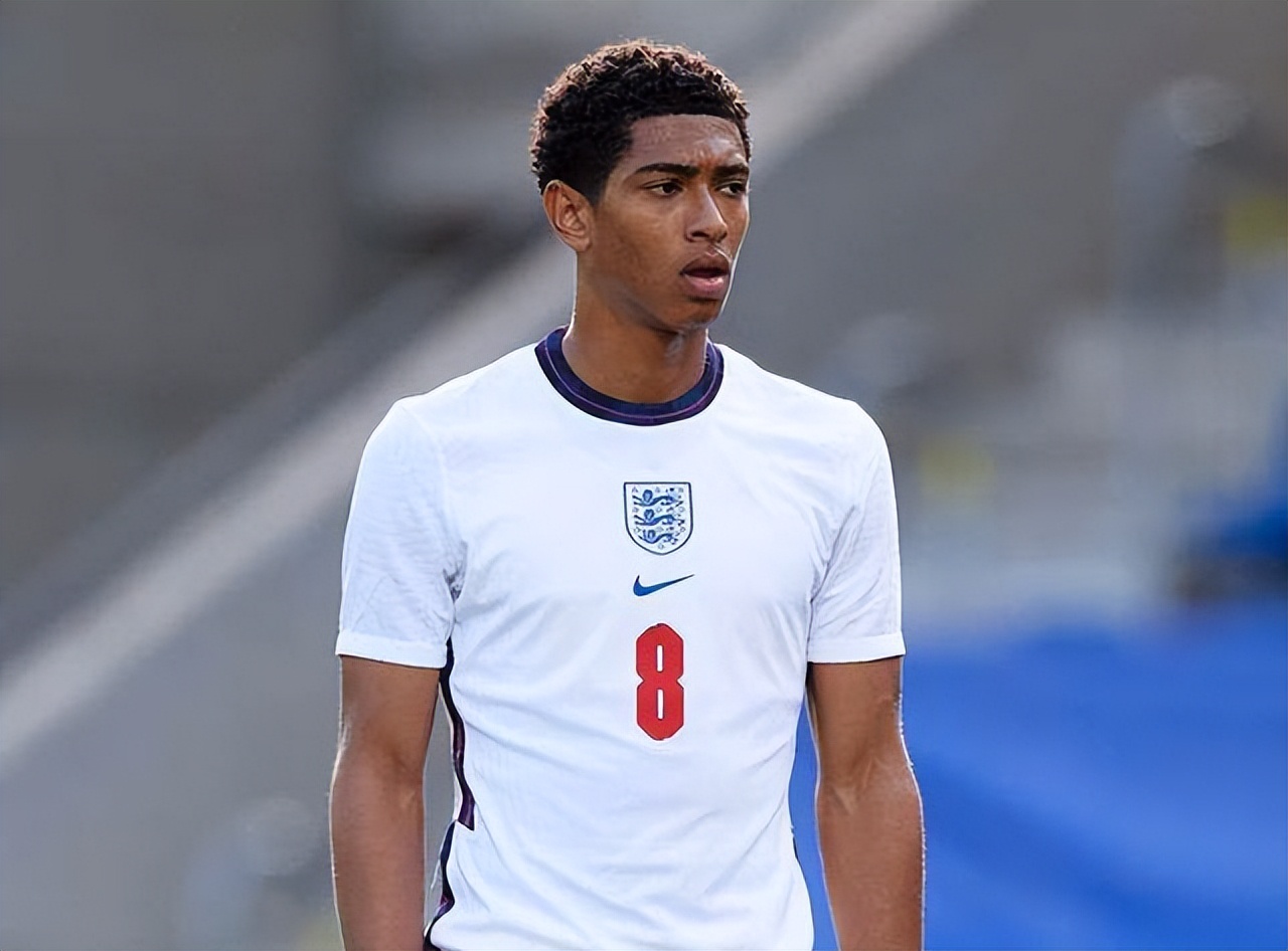 区域防守与人盯人差在哪？