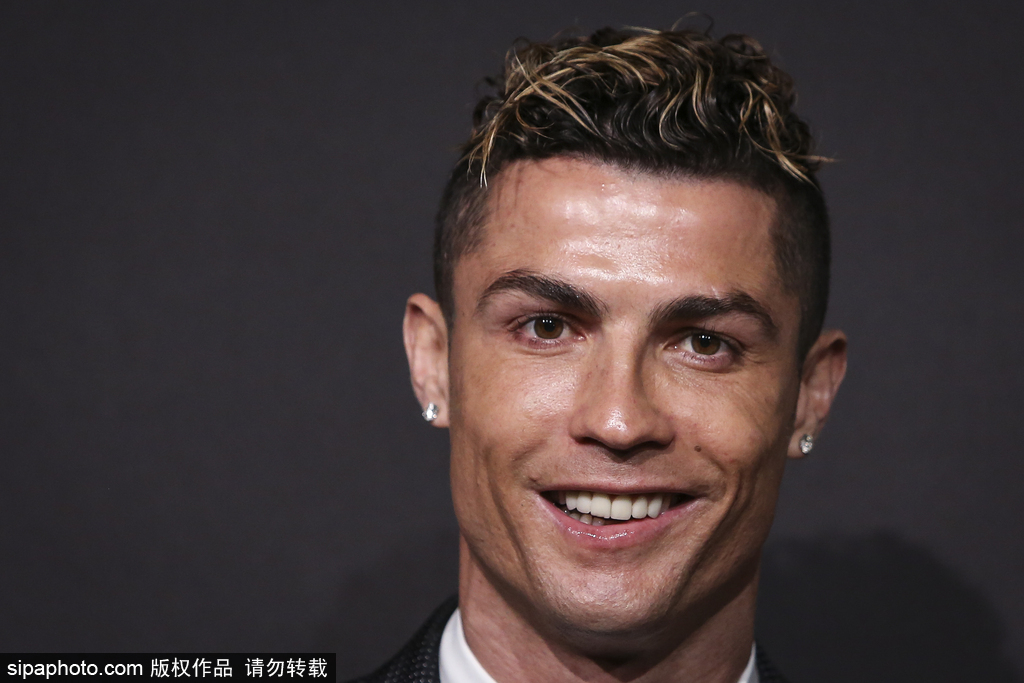 迪利维奥：斯帕莱蒂改变了球队精神面貌；库普的表现使我意外