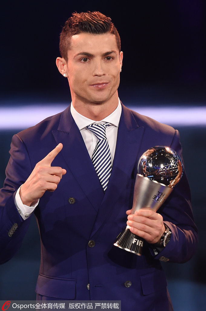 国足热身赛小胜沙特展现新阵容（新阵容亮相，国足热身赛小胜沙特）