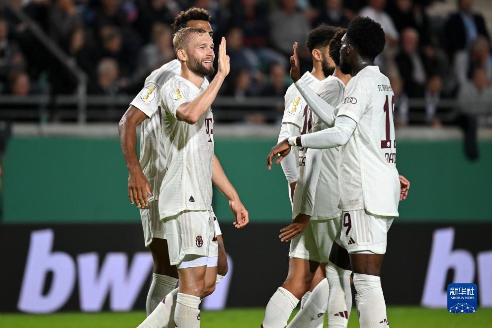 拉波尔特：C罗是个训练狂总喜欢加练；适应沙特生活是难一些