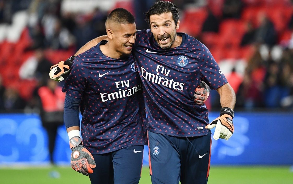 蓝军出手！天空体育：切尔西正努力签下前巴萨前锋罗克（天空体育：切尔西加紧推动签下前巴萨射手罗克，蓝军已正式出手）