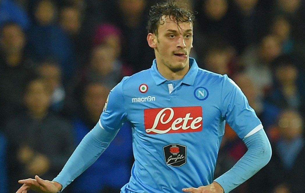 波兰媒体：莱万妻子经常分享跳交际舞的视频，引发了夫妻争吵