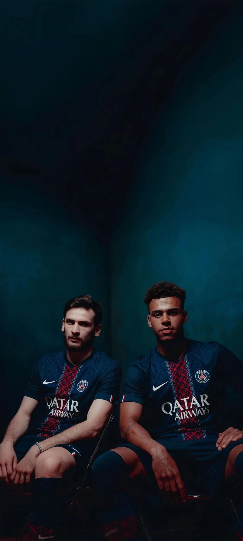 足球国足专机启程，目标三连胜